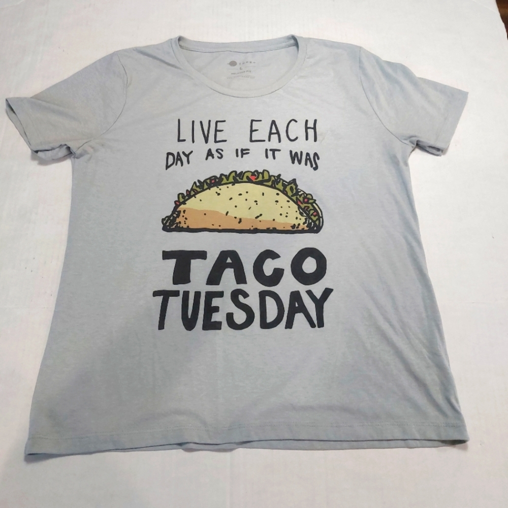 FUEGO Relaxed Fit Taco Tuesday Women's Gray Top Size Large